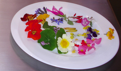 Ensalada con flores comestibles - Cookidoo® – the official