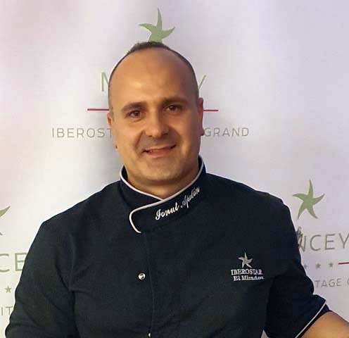 Cocinero Ionut Apolon Iberostar Grand Mirador del Duque Afuegolento